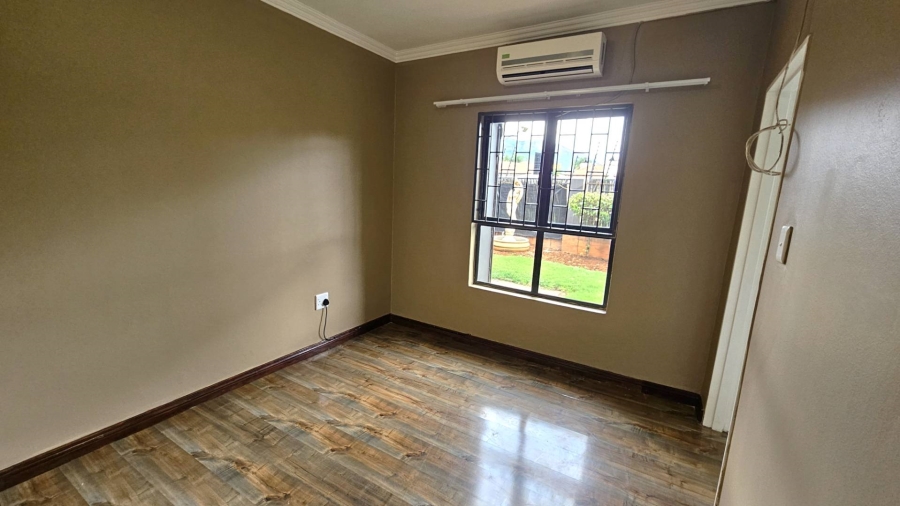 To Let 3 Bedroom Property for Rent in Melodie North West